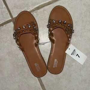 BRAND NEW MOSSIMO SANDALS